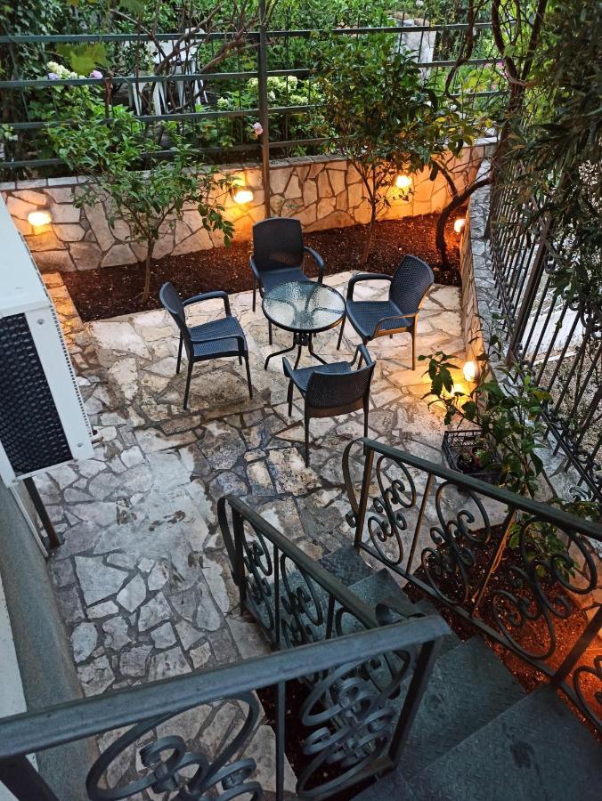 Apartman Klara Petrovac Buitenkant foto