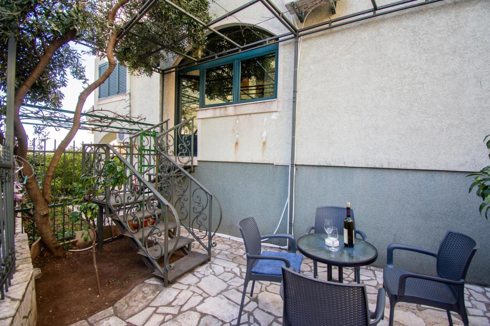 Apartman Klara Petrovac Buitenkant foto